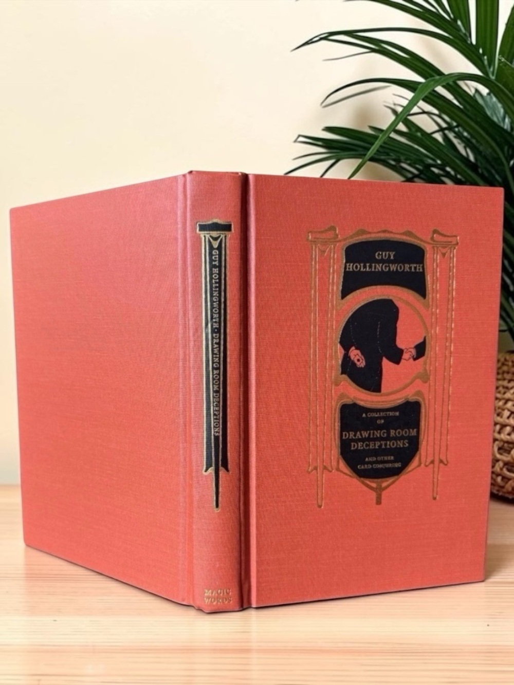 Guy Hollingworth Drawing Room Deceptions Hardcover Magic Card Conjuring 1999 - Picture 3 of 12